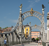 fileadmin/roha/images_galerie/orte_landschaft/Laufen/LAUF-BRUE-0004-03-D-roha-Laufen-Salzach-Bruecke.png