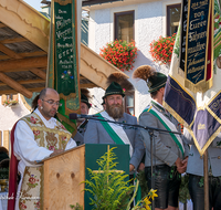 fileadmin/roha/images_galerie/orte_landschaft/Anger/Anger-Trachten-Musik-Fest/BR-FEST-ANG-MUS-TRACH-2018-08-19-1018-D-roha-Brauchtum-Fest-Anger-Trachtenverein-Musikkapelle-Festaltar.png