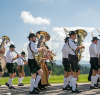 fileadmin/roha/images_galerie/orte_landschaft/Teisendorf/Weildorf/Weildorf-Trachtenfest/BR-TRACHT-FEST-WEIL-18062017-0933-02-D-roha-Brauchtum-Trachtenfest-Weildorf.png