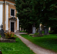 fileadmin/roha/images_galerie/orte_landschaft/Salzburg/Kolleg-Plain-Sebast-Franzis-Mich/SA-SEBAST-GAB-0004-D-roha-Salzburg-Sebastiani-Friedhof-Gabrielskapelle-Mausoleum.png