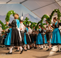 fileadmin/roha/images_galerie/orte_landschaft/Teisendorf/Gaufest-GauverbandI-Freitag14.-Sonntag23.Juli2023/BR-GAUFEST-TEIS-2023-2-2122-2-D-roha-Tracht-Gaufest-Teisendorf.png