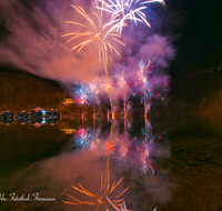 fileadmin/roha/images_galerie/brauchtum/Feuerwerk/FEU-WER-KOENIGS-0004-D-roha-Feuerwerk-Koenigssee-Berchtesgaden-Schoenau.png