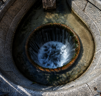 fileadmin/roha/images_galerie/orte_landschaft/Salzburg/Almkanal/SA-B-ALMK-UNI-0004-D-roha-Salzburg-Almkanal-Wasser-Universitaetsplatz.png