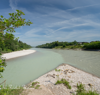 fileadmin/roha/images_galerie/orte_landschaft/Freilassing/FREIL-SAAL-SALZ-0005-D-roha-Freilassing-Salzburg-Saalach-Salzach-Wasser.png