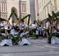 fileadmin/roha/Gautrachtenfest/Bilderglalerie/ab_2000/Muenchen-Fussball-WM-2006-SSA40156.png