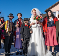 fileadmin/roha/images_galerie/brauchtum/Fasching/Faschingshochzeit/BR-FASCHI-HOCHZ-2024-1303-1-D-M-roha-Brauchtum-Fasching-Hochzeit.png