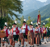 fileadmin/roha/images_galerie/orte_landschaft/Anger/Anger-Trachten-Musik-Fest/BR-FEST-ANG-MUS-TRACH-2018-08-19-0946-03-01-D-roha-Brauchtum-Fest-Anger-Weildorf.png