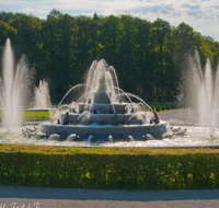 fileadmin/roha/images_galerie/Wasser-Brunnen/CHIE-HERR-0009-1-D-roha-Chiemsee-Herrenchiemsee-Park-Brunnen-Wasser.png