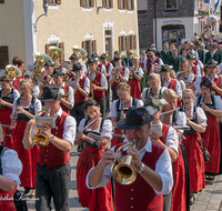 fileadmin/roha/images_galerie/musik/Blasmusik/Teisendorf-Neukirchen-Weildorf/MU-BLA-TEIS-FFW-2016-1151-07-D-roha-Musik-Kapelle-Blasmusik-Teisendorf-Marktstrasse.png