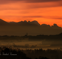 fileadmin/roha/images_galerie/stimmung-Sonne/STIM-ULR-0004-D-roha-Stimmung-Sonnenaufgang-Ulrichshoegl-Ufering.png