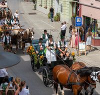 fileadmin/roha/Gautrachtenfest/Bilderglalerie/Gaufest-2023/Festsonntag/BR-GAUFEST-TEIS-2023-3-1135-07-D-roha--Tracht-Gaufest-Teisendorf.png