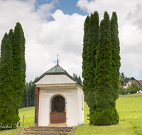 fileadmin/roha/images_galerie/kirche_religion/Anger/KKKM-ANG-REINB-0002-D-roha-Kapelle-Anger-Reinbrecht-Hoegl.png