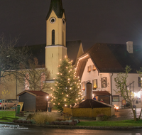 fileadmin/roha/images_galerie/orte_landschaft/Piding/PID-ADV-SING-1733-D-roha-Piding-Adventsingen-Weihnachten-Bude-Feuer.png