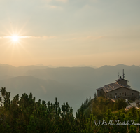 fileadmin/roha/images_galerie/Hintergrund-Download/1280x1024/BGD-KE-SU-0006-M-D-roha-Berchtesgaden-Kehlstein-Haus-Sonnenuntergang-Alpen.png