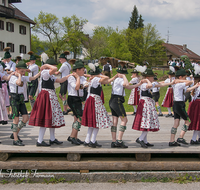 fileadmin/roha/images_galerie/brauchtum/Maibaum/Anger-Hoeglwoerth/BR-MAIB-ANG-2017-1347-03-D-roha-Brauchtum-Maibaum-Anger-Trachten-Kinder-Jugend-Auftanz.png