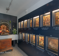 fileadmin/roha/images_galerie/orte_landschaft/Teisendorf/Achthal/TEI-ACHT-MU-0002-06-D-roha-Teisendorf-Achthal-Museum-Herren-Grab-Heilig-Messbuch-Kreuzweg.png