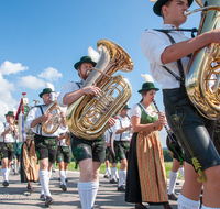 fileadmin/roha/images_galerie/orte_landschaft/Teisendorf/Weildorf/Weildorf-Trachtenfest/BR-TRACHT-FEST-WEIL-18062017-0931-04-D-roha-Brauchtum-Trachtenfest-Weildorf-Surheim.png