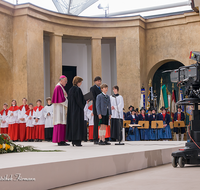 fileadmin/roha/images_galerie/orte_landschaft/Oberammergau/Passion/OBERA-PASS-GELUEBD-2009-1117-01-D-roha-Oberammergau-Passion-Geluebde.png