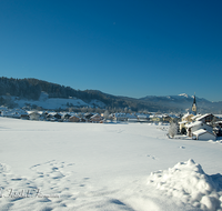 fileadmin/roha/images_galerie/orte_landschaft/Teisendorf/Neukirchen/TEI-NEUK-WINT-0006-D-roha-Teisendorf-Neukirchen-Winter-Schnee-Chiemgauer-Berge-Hochfelln-Hochgern.png