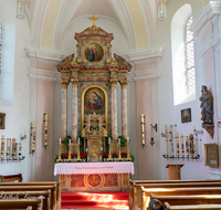 fileadmin/roha/images_galerie/kirche_religion/Waging/KKKM-WAG-MUEHLB-0001-01-D-roha-Kirche-Maria-Muehlberg-Waging-Altar-Wallfahrt.png