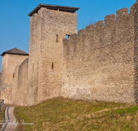 fileadmin/roha/images_galerie/orte_landschaft/Salzburg/Festung/SA-FESTU-MAU-0001-D-roha-Salzburg-Festung-Mauer-Weg.png