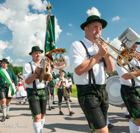 fileadmin/roha/images_galerie/orte_landschaft/Teisendorf/Weildorf/Weildorf-Trachtenfest/BR-TRACHT-FEST-WEIL-18062017-0947-03-D-roha-Brauchtum-Trachtenfest-Weildorf-Ringham-Petting.png