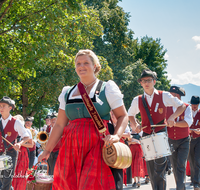 fileadmin/roha/images_galerie/musik/Blasmusik/Teisendorf-Neukirchen-Weildorf/MU-BLA-TEIS-ANG-2018-1230-02-D-roha-Musik-Blasmusik-Teisendorf-Anger-Festzug.png