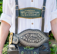 fileadmin/roha/images_galerie/brauchtum/Tracht/Details/BR-TRACH-DETAIL-0002-03-D-roha-Brauchtum-Tracht-Hosentraeger-D-Raschenberger-Teisendorf.png