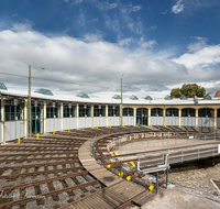 fileadmin/roha/images_galerie/orte_landschaft/Freilassing/Freilassing-Lokwelt/FREIL-LOKW-0005-0-7-D-roha-Freilassing-Lokwelt-Drehscheibe-Eisenbahn.png