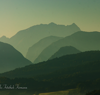 fileadmin/roha/images_galerie/stimmung-Sonne/STIM-HOCHB-0001-D-roha-Stimmung-Hochberg-Sonne-Sonnenaufgang-Herbst.png