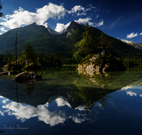 fileadmin/roha/images_galerie/orte_landschaft/Berchtesgaden/Ramsau/BGD-RA-HI-0026-04-D-roha-Berchtesgaden-Ramsau-Hintersee-Hochkalter.png