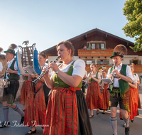 fileadmin/roha/images_galerie/musik/Blasmusik/Piding/MU-BLA-PID-2018-06-16-1843-03-D-roha-Musik-Blasmusik-Musikkapelle-Piding-Musikfest.png