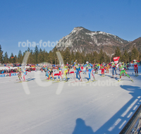 fileadmin/roha/images_galerie/Freizeit-Sport/Biathlon/SPO-BIATH-0209-D-roha-Sport-Biathlon-Ruhpolding-2012-Start-Stadion-Weltmeisterschaft-Chiemgau-Arena.jpg