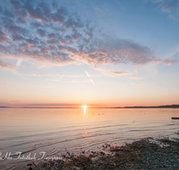 fileadmin/roha/images_galerie/orte_landschaft/Chiemsee/SON-UN-CHIEM-0017-D-roha-Sonne-Sonnenuntergang-Chiemsee-Chieming.png